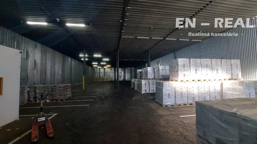 NA PRENÁJOM VIACERÉ SKLADOVÉ-VÝROBNÉ-ADMINISTRATÍVNE PRIESTORY, KE Juh-Nad Jazerom