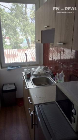 Na prenájom skladové/výrobné priestory+kancelárie/zázemie v priemyselnom areály, Košice IV