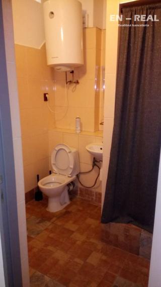 Na prenájom skladové/výrobné priestory+kancelárie/zázemie v priemyselnom areály, Košice IV