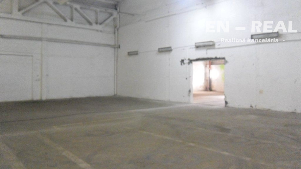 Na prenájom hala/sklad/výroba v priemyselnom areály, Košice