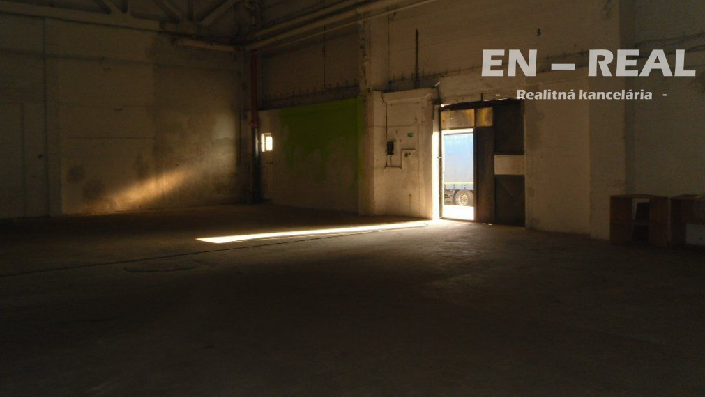 Na prenájom hala/sklad/výroba v priemyselnom areály, Košice