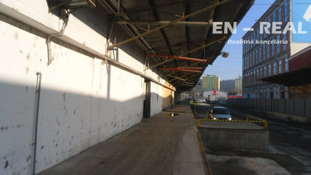 Na prenájom hala/sklad/výroba v priemyselnom areály, Košice