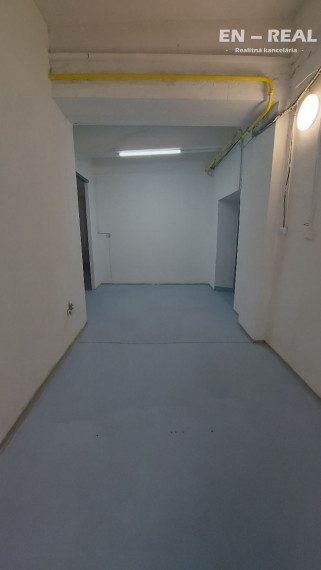 NA PRENÁJOM SKLADOVÉ-VÝROBNÉ-KANCELÁRSKE PRIESTORY, Košice Nad Jazerom