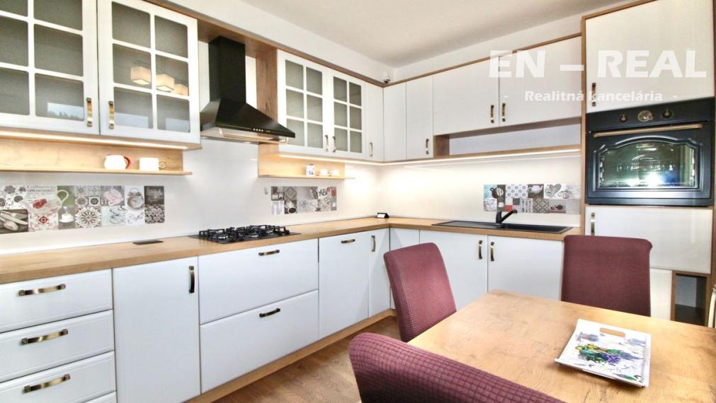 Na prenájom kompletne zrekonštruovaný 3 izbový byt v Bratislave