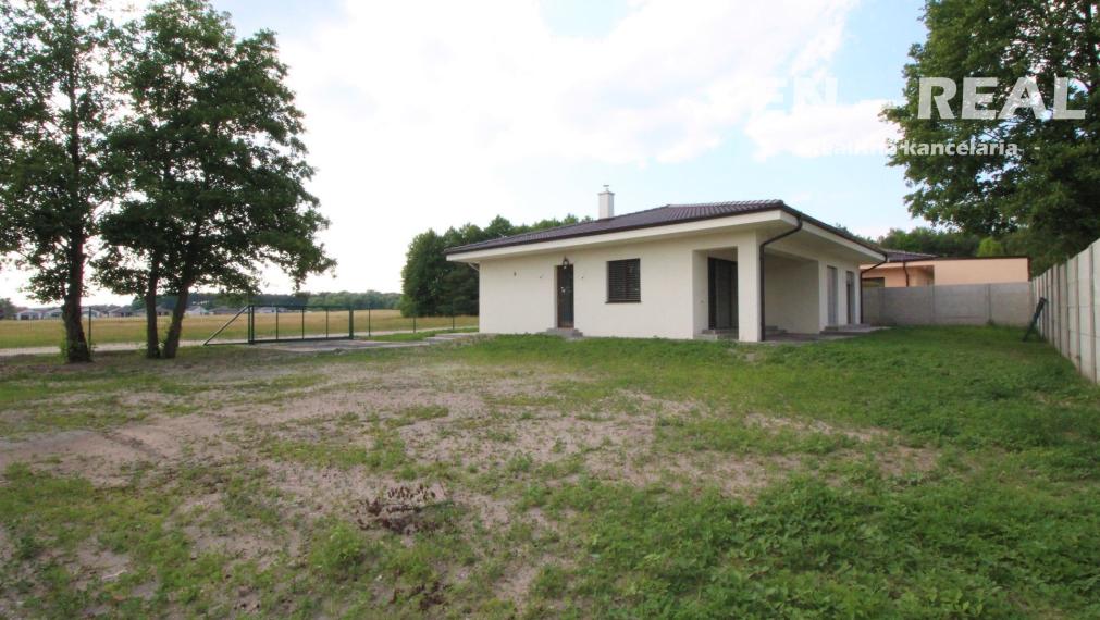 Na predaj 4izbový rodinný dom s pozemkom