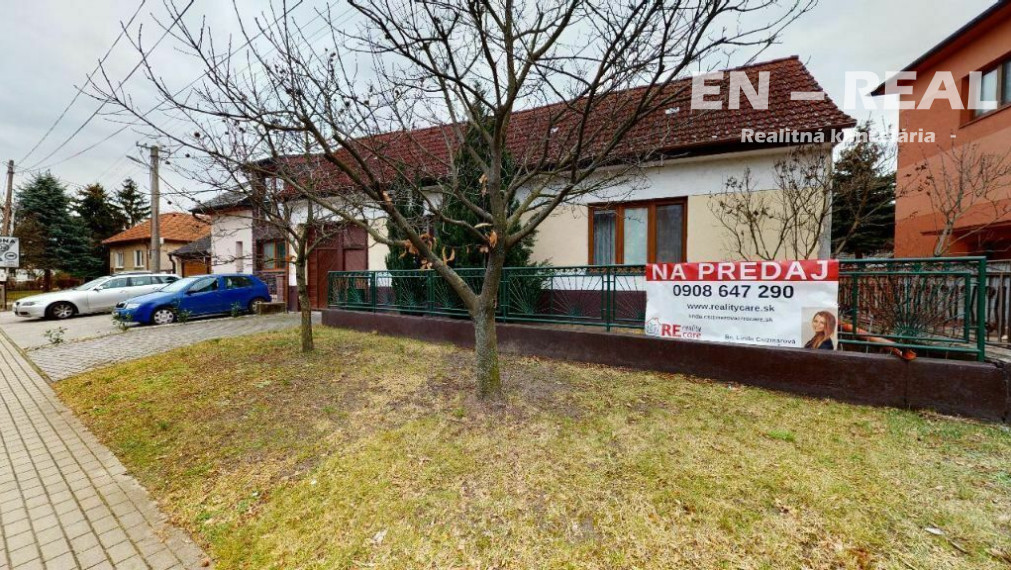 Na predaj ideálny objekt na reštauráciu v centre obce Zohor 