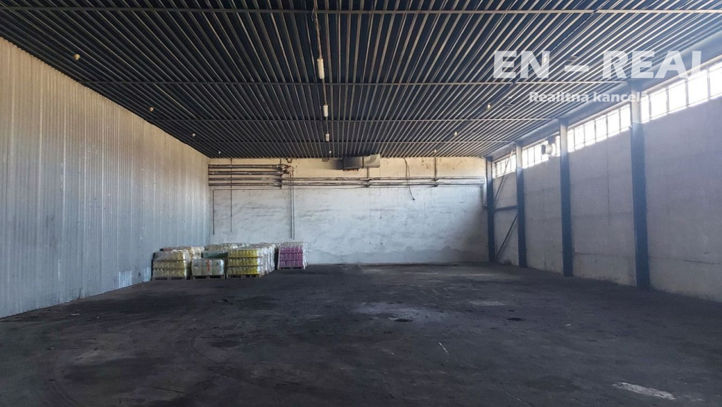 NA PRENÁJOM VÝROBNÉ-SKLADOVÉ-ADMINISTRATÍVNE PRIESTORY, priemyselný areál KE Nad Jazerom
