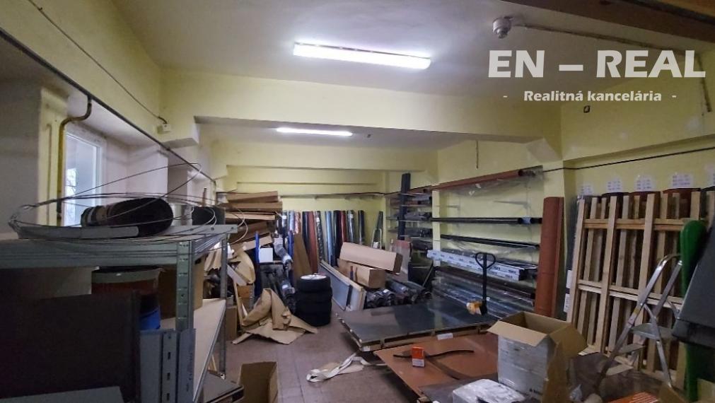 NA PRENÁJOM SKLADOVÝ PRIESTOR s kanceláriou, Košice Nad Jazerom