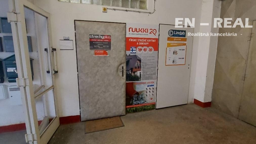 NA PRENÁJOM SKLADOVÝ PRIESTOR s kanceláriou, Košice Nad Jazerom