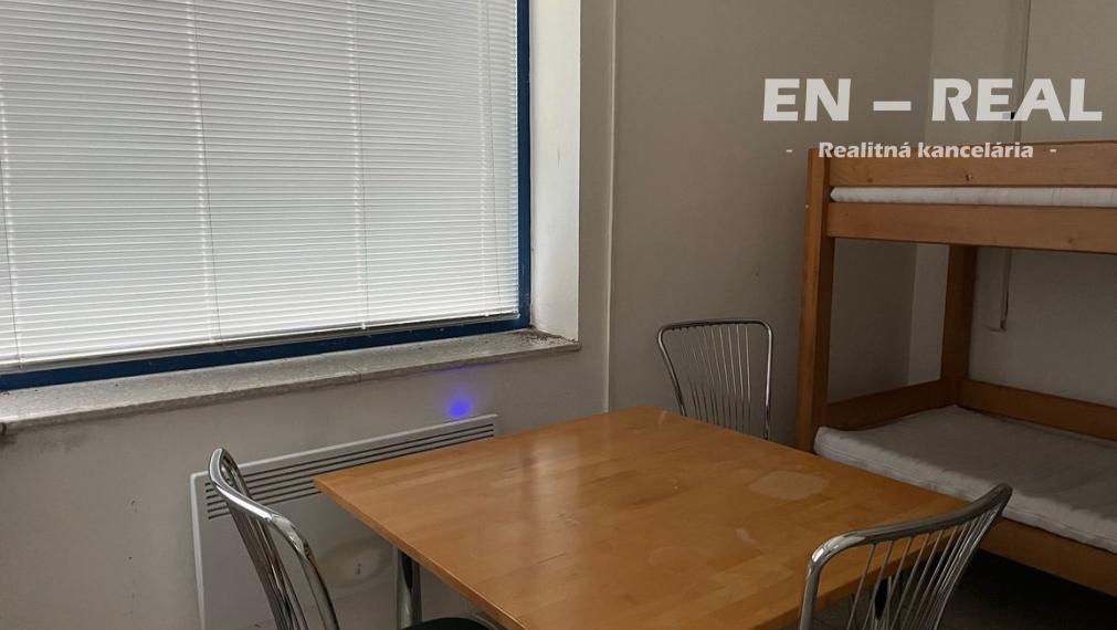 NA PRENÁJOM PARKOVACIE/ODSTAVNÉ PLOCHY + kancelária, Košice Pri Prachárni