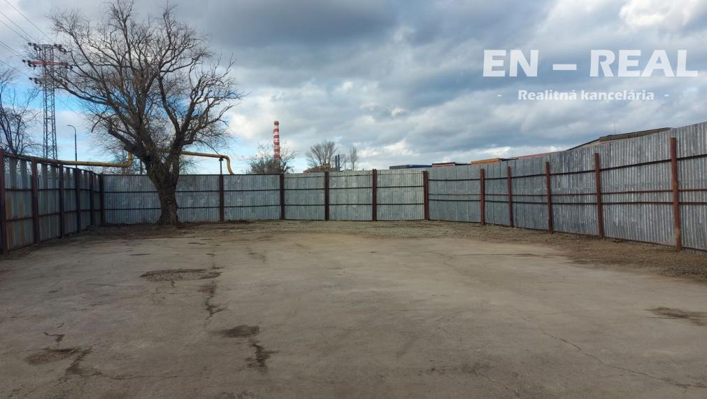 NA PRENÁJOM VÝROBNÉ-SKLADOVÉ-ADMINISTRATÍVNE PRIESTORY, priemyselný areál KE Nad Jazerom