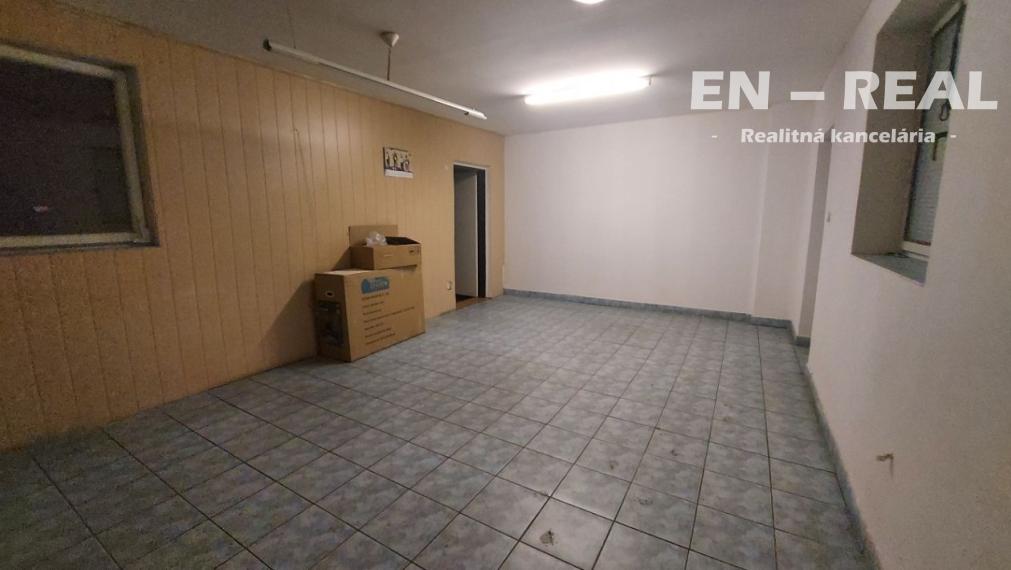 NA PRENÁJOM VÝROBNÉ-SKLADOVÉ-KANCELÁRSKE PRIESTORY, KE Nad Jazerom