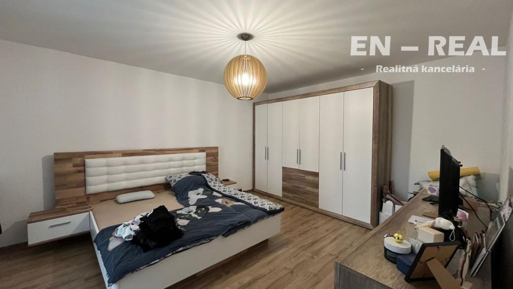 NA PRENÁJOM RODINNÝ DOM - BÝVANIE, PODNIKANIE, SÍDLO FIRMY atď., Košice Barca