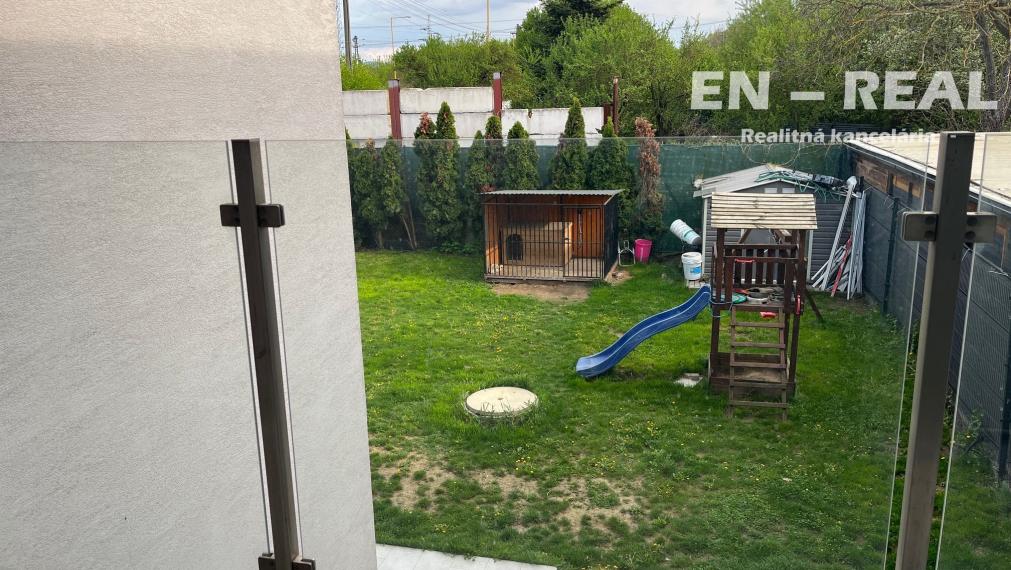 NA PRENÁJOM BUDOVA/RODINNÝ DOM VHODNÝ AJ AKO SÍDLO FIRMY, Košice Barca