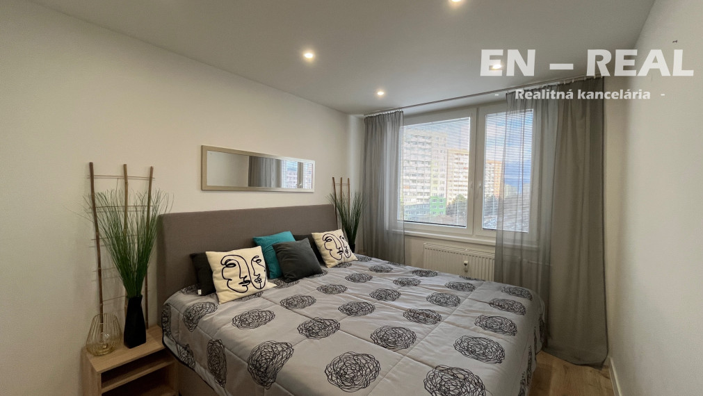 NA PREDAJ MODERNÝ, KRÁSNY, ZARIADENÝ 2 IZBOVÝ BYT, Košice Nad Jazerom