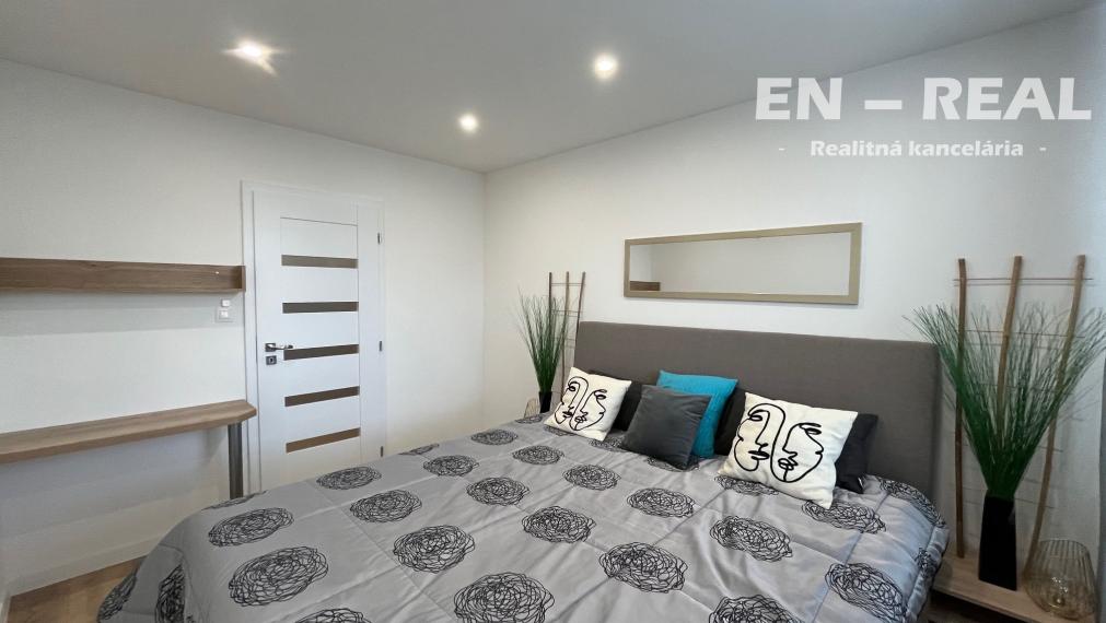 NA PREDAJ MODERNÝ, KRÁSNY, ZARIADENÝ 2 IZBOVÝ BYT, Košice Nad Jazerom