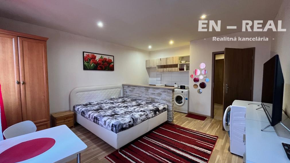 NOVINKA: NA PREDAJ MODERNÁ GARSÓNKA, Prešov Sídlisko III