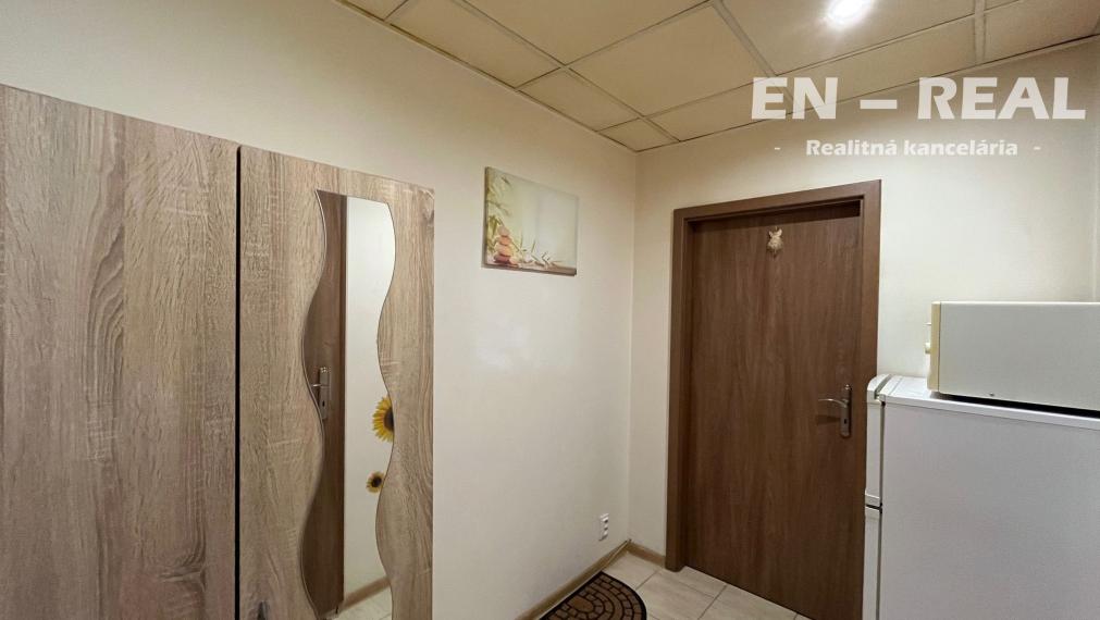 NA PREDAJ MODERNÁ, ZARIADENÁ GARZÓNKA, sídlisko III, Prešov