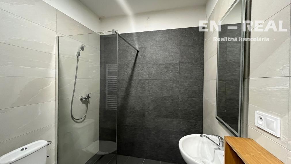 NA PRENÁJOM MODERNÉ KANCELÁRSKE PRIESTORY, Košice Sever