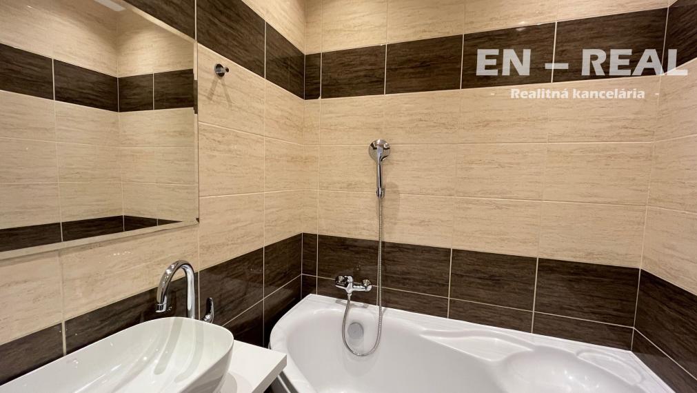 TOP LOKALITA: NA PREDAJ PRIESTRANNÝ, MODERNÝ 2 IZBOVÝ BYT, Košice Južná Trieda