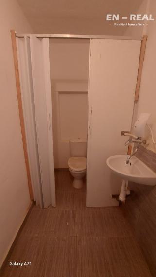 NA PRENÁJOM SKLADOVÉ-VÝROBNÉ PRIESTORY, Košice Nad Jazerom