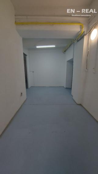 NA PRENÁJOM SKLADOVÉ-VÝROBNÉ-KANCELÁRSKE PRIESTORY, Košice Nad Jazerom