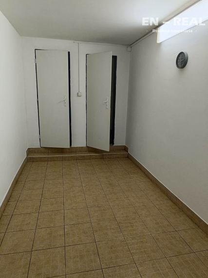 NA PRENÁJOM PRIEMYSELNÝ AREÁL - SKLADOVÉ-VÝROBNÉ-KANCELÁRSKE PRIESTORY, KE Nad Jazerom