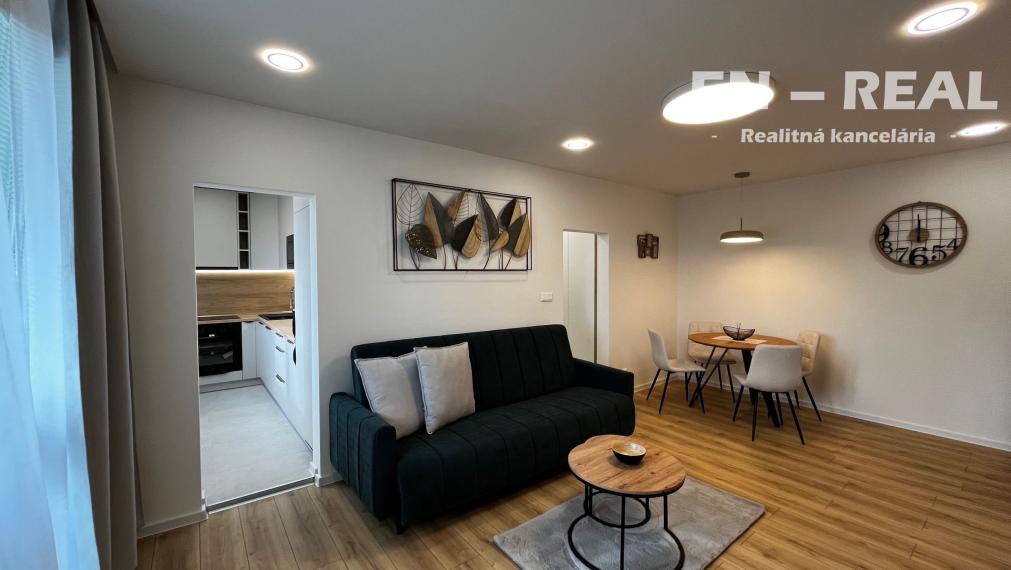 *** NOVINKA *** MODERNÝ, KRÁSNY 3 IZBOVÝ BYT S LOGGIOU, Košice TERASA