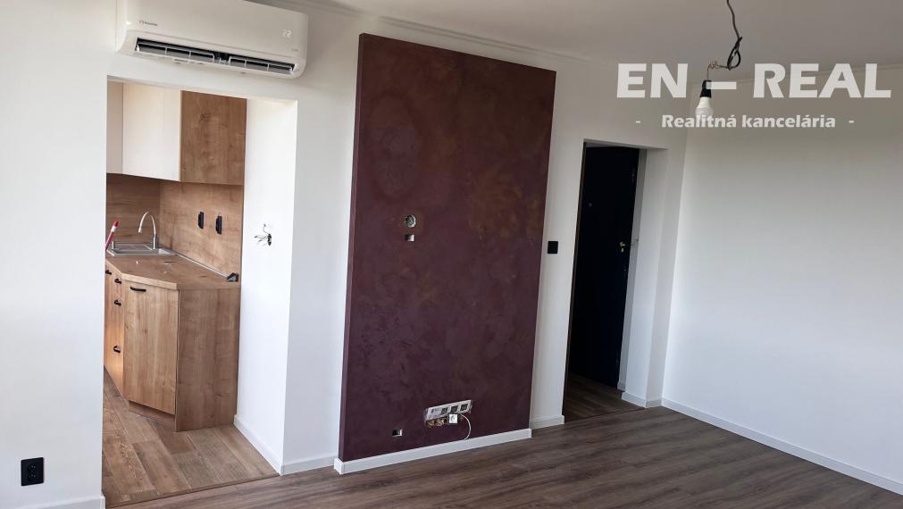 MODERNÝ, SKVELÝ 3 IZBOVÝ BYT S LOGGIOU A KRÁSNYM VÝHĽADOM, Košice SEVER