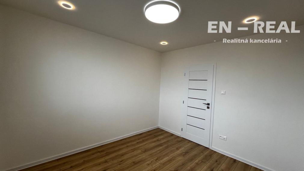 *** TOP LOKALITA KOŠICE - TERASA *** MODERNÝ, KRÁSNY 3 IZBOVÝ BYT S LOGGIOU 