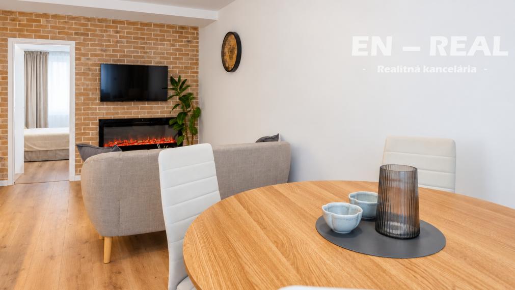 KOMPLETNÁ REKONŠTRUKCIA -  MODERNÝ, KRÁSNY 3 IZBOVÝ BYT S BALKÓNOM, KE SEVER, NÁRODNÁ TRIEDA