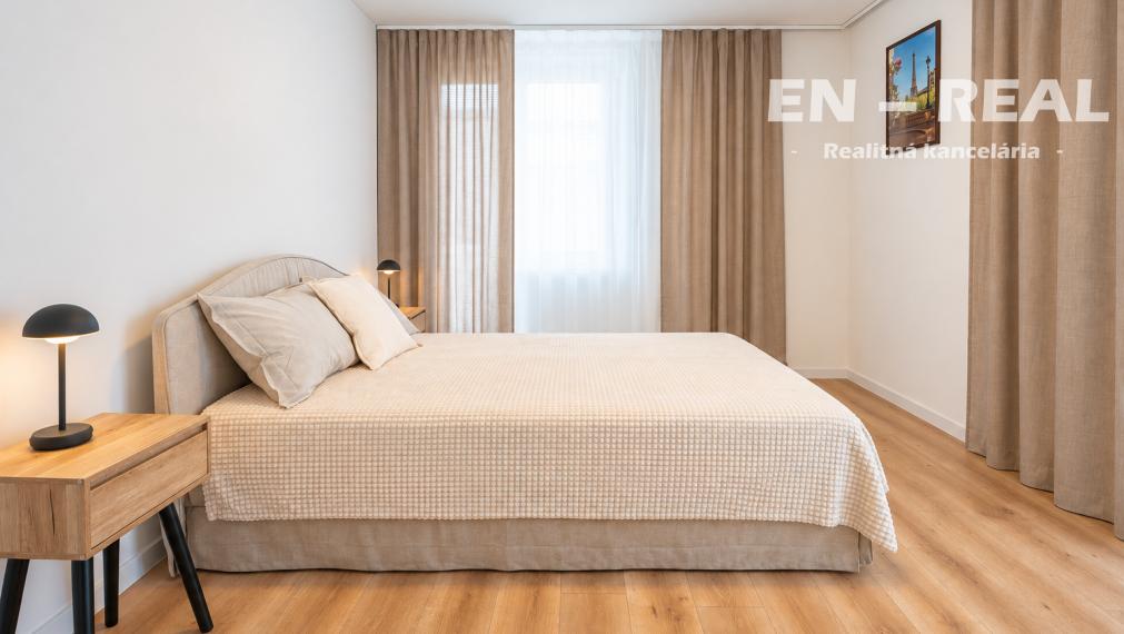 KOMPLETNÁ REKONŠTRUKCIA -  MODERNÝ, KRÁSNY 3 IZBOVÝ BYT S BALKÓNOM, KE SEVER, NÁRODNÁ TRIEDA