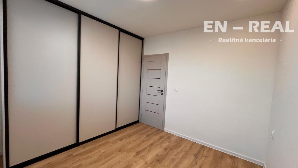 *** NOVINKA *** MODERNÝ, KRÁSNY 3 IZBOVÝ BYT S LOGGIOU, KOŠICE TERASA