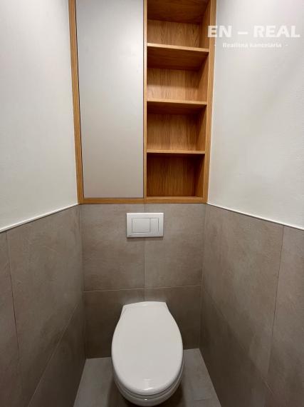 *** NOVINKA *** MODERNÝ, KRÁSNY 3 IZBOVÝ BYT S LOGGIOU, KOŠICE TERASA
