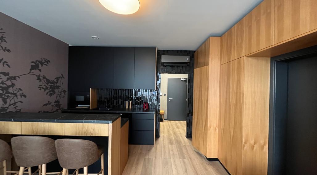 NA PRENÁJOM MODERNÝ, ZARIADENÝ 3IZBOVÝ APARTMÁN/BYT v top lokalite KE-Sever,