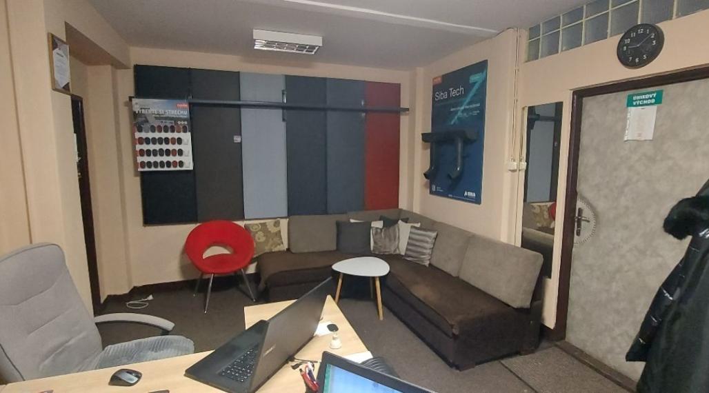 NA PRENÁJOM SKLADOVÝ PRIESTOR s kanceláriou, Košice Nad Jazerom