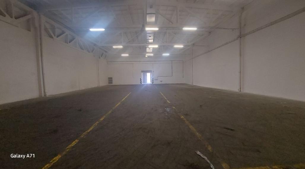 NA PRENÁJOM SKLADOVÝ-VÝROBNÝ-KANCELÁRSKY PRIESTOR, priemyselný areál