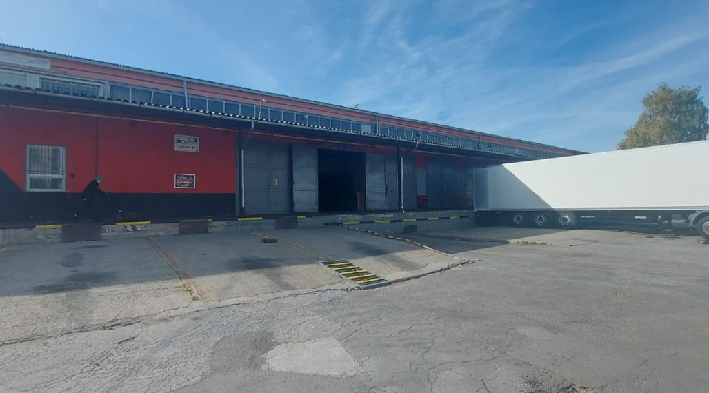 NA PRENÁJOM VÝROBNÉ-SKLADOVÉ-ADMINISTRATÍVNE PRIESTORY, priemyselný areál KE Nad Jazerom