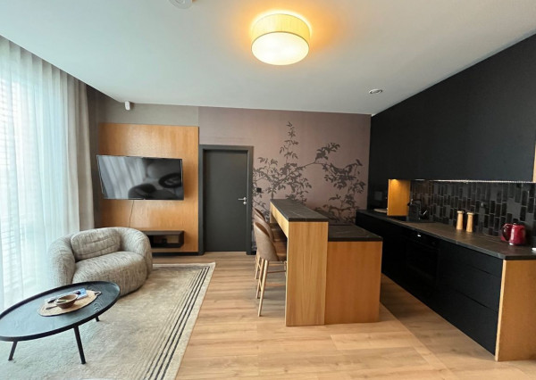 NA PRENÁJOM LUXUSNÝ, KOMPLETNE ZARIADENÝ 3IZBOVÝ BYT/APARTMÁN, KE Sever, Dopravná ul.