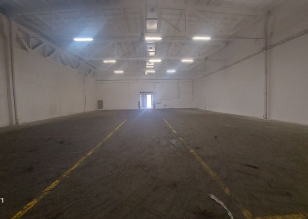 NA PRENÁJOM SKLADOVÝ-VÝROBNÝ-KANCELÁRSKY PRIESTOR, priemyselný areál