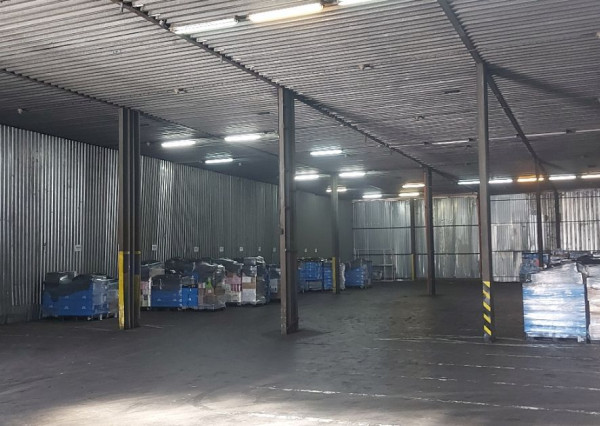 NA PRENÁJOM PRIESTORY - PRIEMYSELNÝ AREÁL, Košice Nad Jazerom