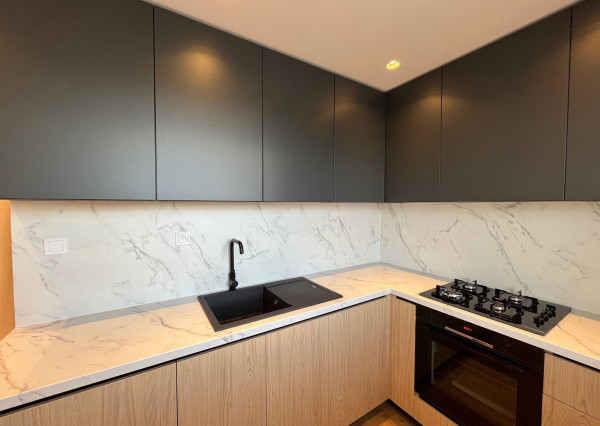 NOVINKA !!! NA PREDAJ MODERNÝ, SKVELÝ 2 IZBOVÝ BYT V TOP LOKALITE, Košice Južná Trieda